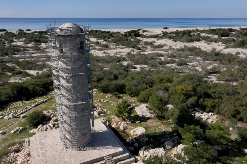 Patara Deniz Feneri'nin Işığı